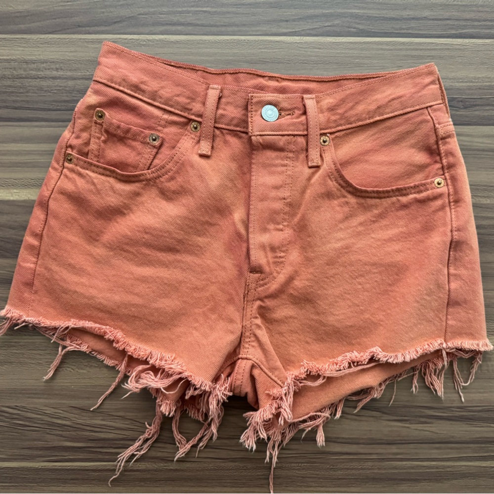 Levi’s 501 shorts